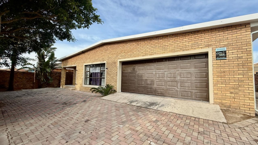 2 Bedroom Property for Sale in Parsonsvlei Eastern Cape